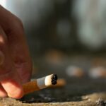 Bitucas de cigarro são “eternas”? Estudo de 10 anos mostra que elas nunca somem totalmente