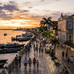 Com 500 mil habitantes, essa cidade cresce sem nenhuma estrada chegar até ela