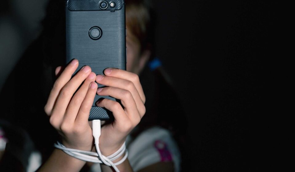 ECA Digital: ANPD divulga cronograma para verificação de idade em apps