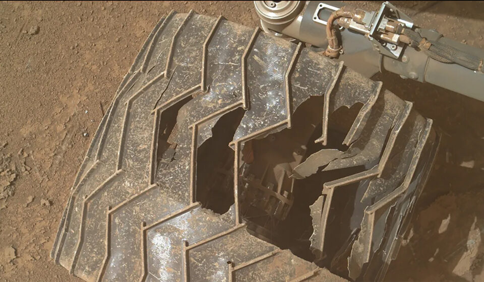 Rover em Marte apresenta novos danos nas rodas e preocupa a NASA