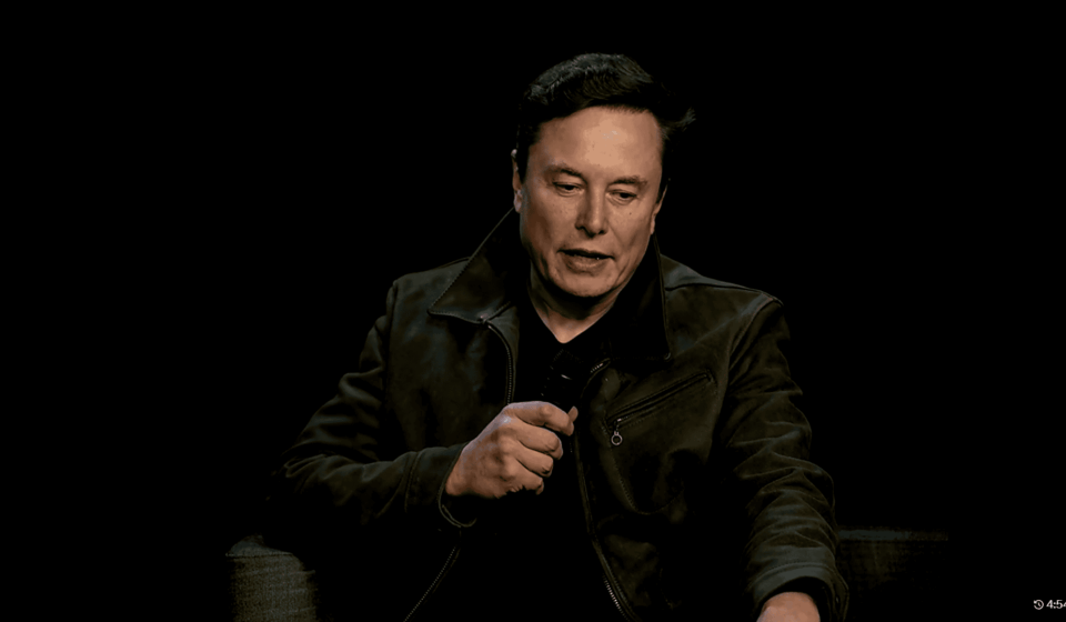 Tesla e SpaceX juntas: Musk anuncia megafábrica de chips Terafab no Texas