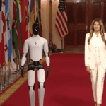 VÍDEO: Melania Trump desfila com robô humanoide na Casa Branca