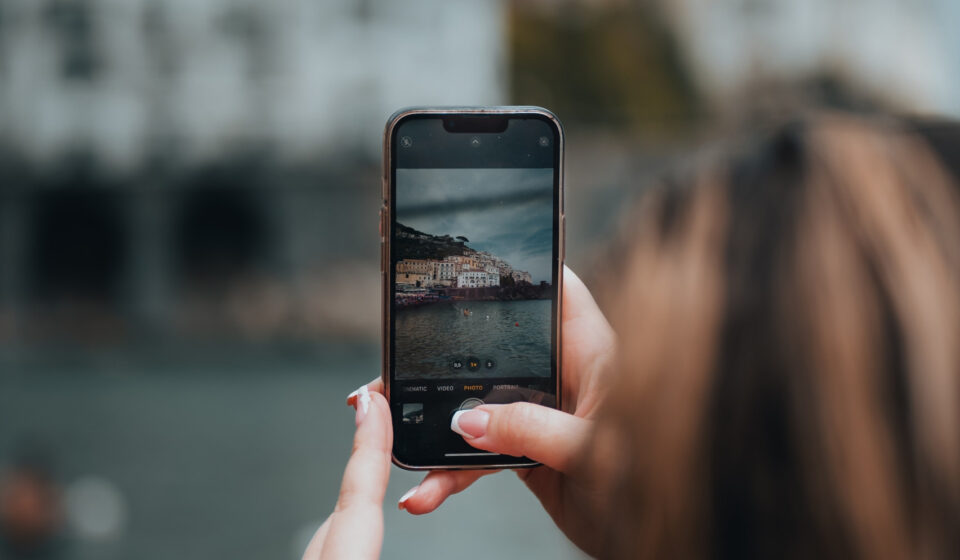 Apple planeja modo Siri para câmera e IA Visual aprimorada no iOS 27