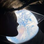 Artemis 2: astronauta mostra efeitos da microgravidade em teste de equilíbrio