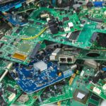 Brasil é o quinto país que mais produz lixo eletrônico no mundo; veja como descartar o seu