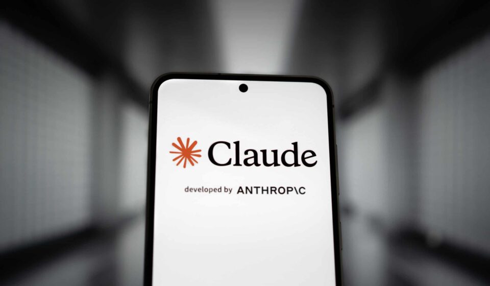 Claude encontrou Jesus? Por que a Anthropic está levando o seu chatbot para a igreja