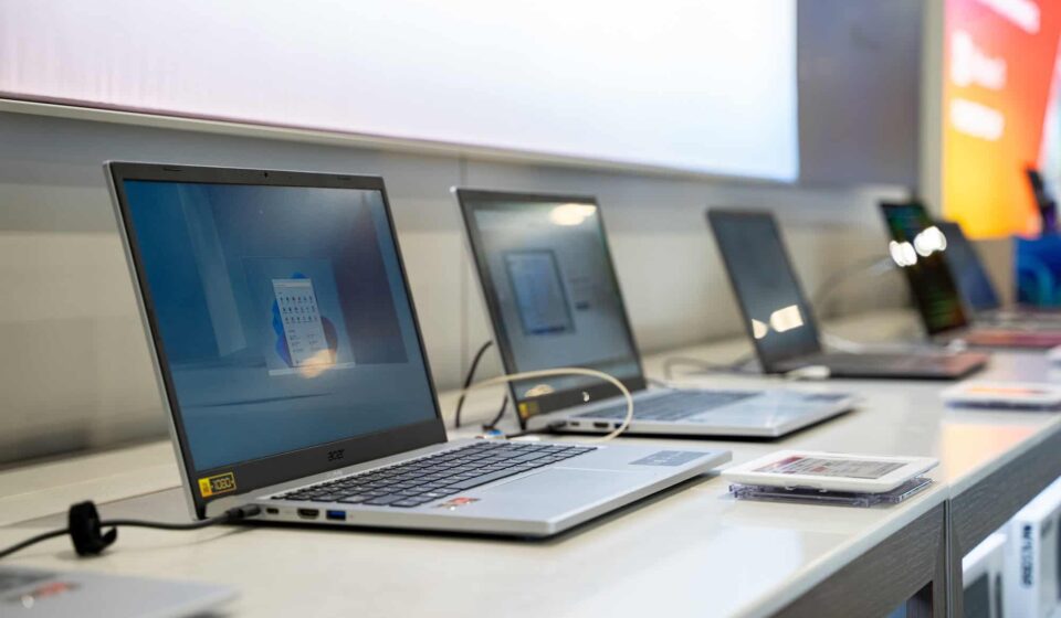 Com temor de aumento de preços, vendas globais de PC crescem no primeiro trimestre