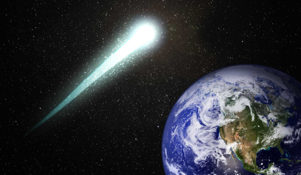 Cometa 3I/ATLAS expele água equivalente a 70 piscinas olímpicas por dia