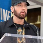 Eminem, rapper: “Você só tem uma chance, não perca a oportunidade de brilhar.”