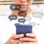 Grécia vai banir menores de 15 anos das redes sociais e usar app estatal de vigia