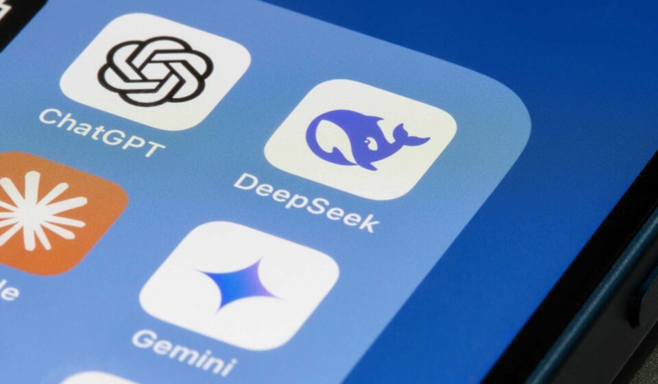 Guerra das IAs: DeepSeek V4 supera rivais em programação e desafia OpenAI