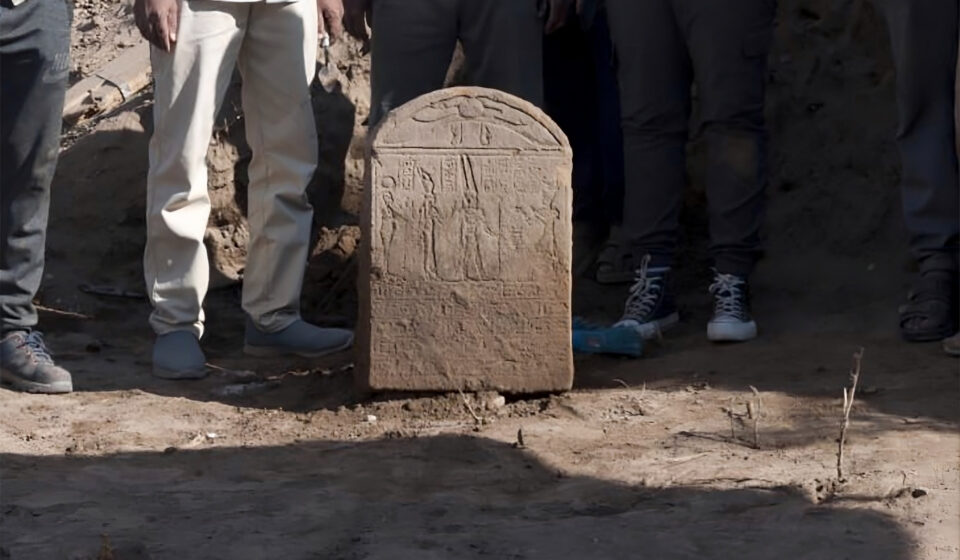 Imperador romano aparece como faraó em monumento descoberto no Egito