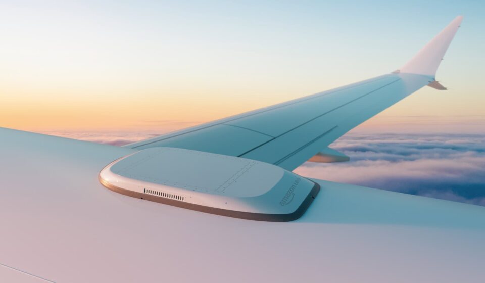 Nova antena da Amazon promete internet rápida em aviões