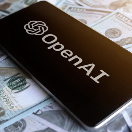 OpenAI projeta US$ 100 bilhões com anúncios até 2030