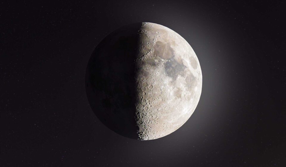 Por que o lado oculto da Lua é tão diferente da face que vemos?
