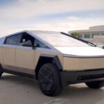 Tesla Cybertruck roda 160 mil km em um ano e conta de reparo fora da garantia assusta
