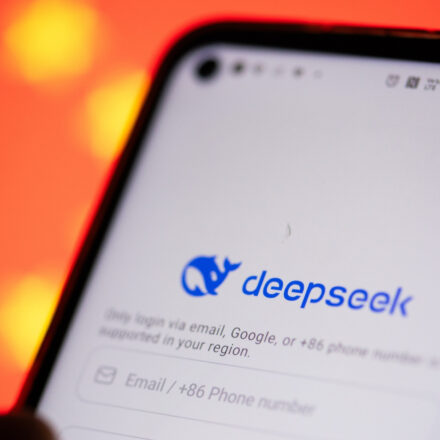 V4: DeepSeek lança a IA e começa guerra de preços com gigantes dos EUA