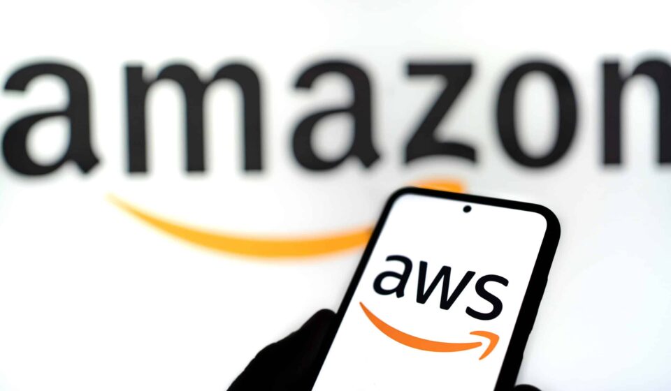 AWS enfrenta pane em data center e afeta plataformas