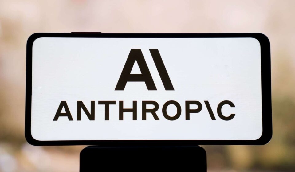 Anthropic lança 10 agentes de IA para bancos