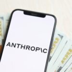 Anthropic paga bilhões à SpaceX e negocia com Microsoft para expandir infraestrutura de IA