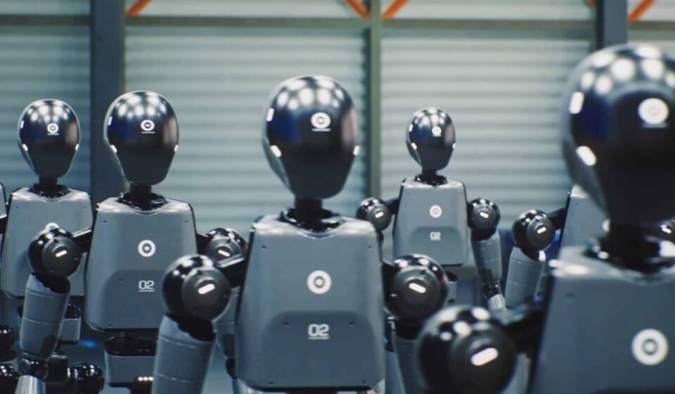 China aposta em robôs humanoides para ampliar domínio industrial global