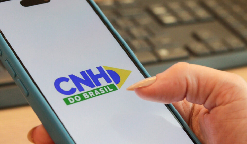 Comissão do Congresso dá aval à MP que altera regras da CNH