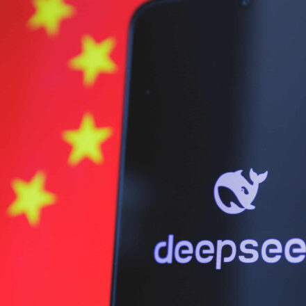 DeepSeek adota estratégia agressiva na corrida das IAs
