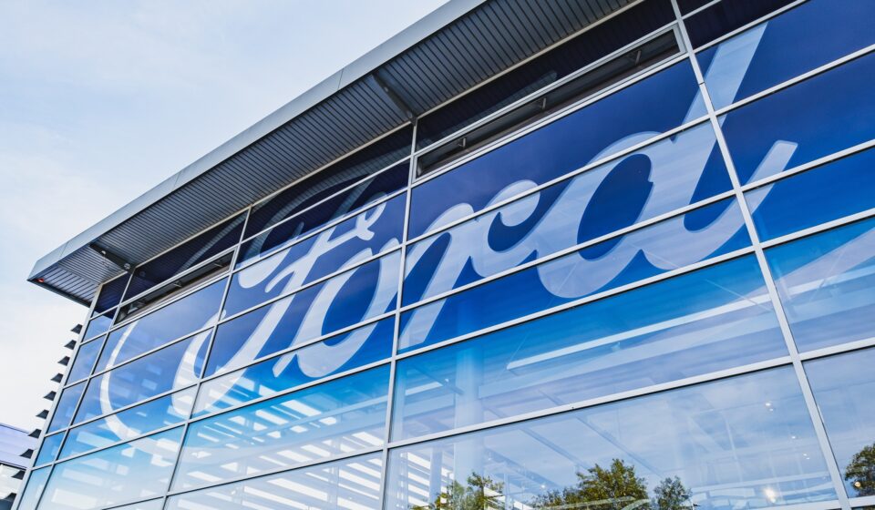 Ford entra na onda da IA e anima Wall Street
