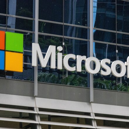 Microsoft cancela licenças do Claude Code para desenvolvedores
