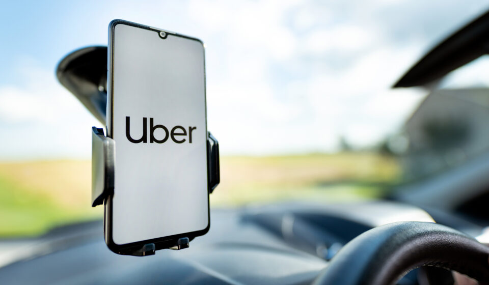Motoristas da Uber podem formar rede de sensores para empresas de veículos autônomos