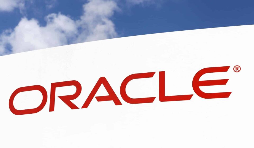 Oracle demite 30 mil funcionários por e-mail e recusa negociar melhores indenizações