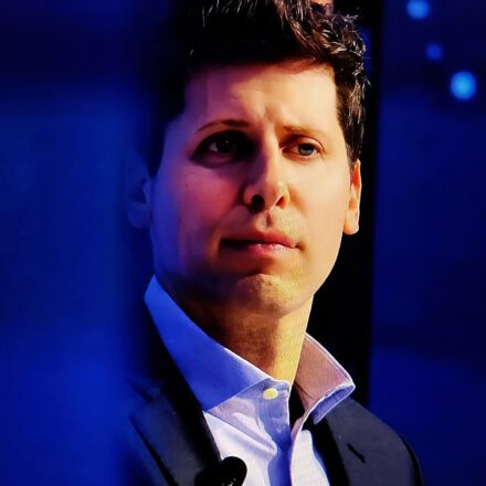 Sam Altman tem participação em empresas ligadas à OpenAI, diz documento