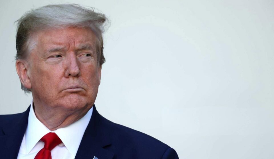 Trump libera arquivos classificados sobre OVNIs com registros das missões Apollo