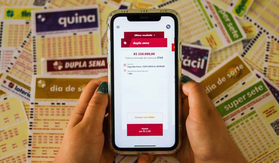 Resultado da Lotofácil de hoje: veja números e ganhadores do concurso 3717 (segunda, 22)