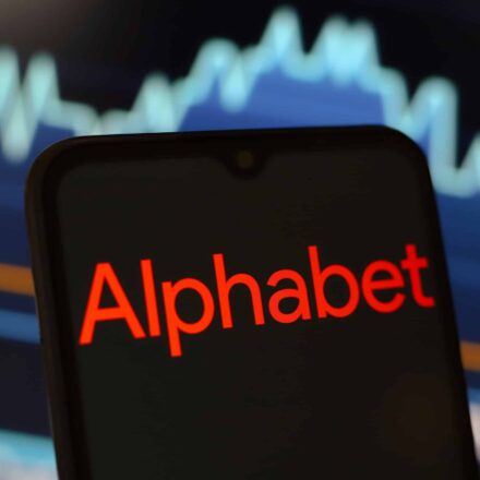 Mega arrecadação de fundos da Alphabet em IA mostra força da empresa