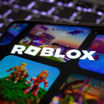 Roblox institui no Brasil sistema de contas por faixa etária e passa a exigir verificação facial para menores de 16 anos