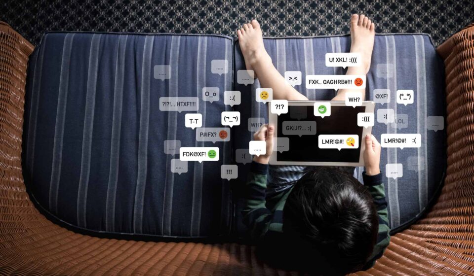Brasil registra aumento de 67% nos casos de bullying e cyberbullying em 2025