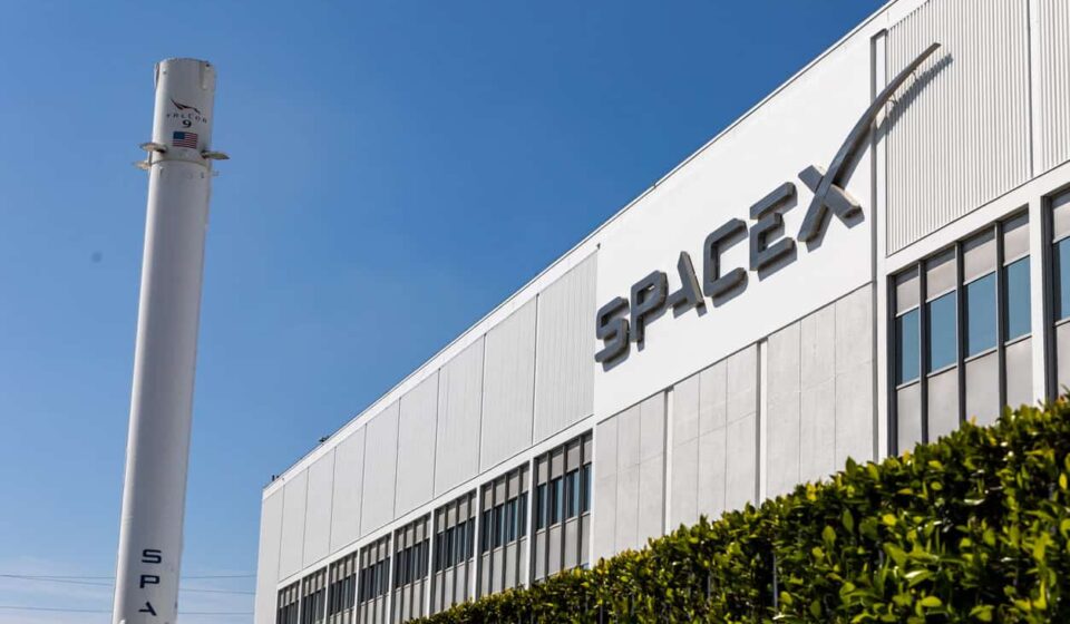 Nem foguetes nem satélites: IA virou prioridade máxima da SpaceX