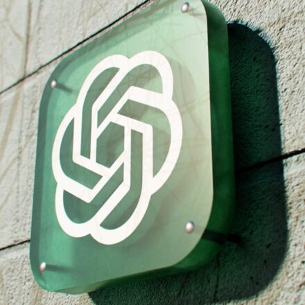 Saída de executivos coloca OpenAI sob pressão antes do IPO