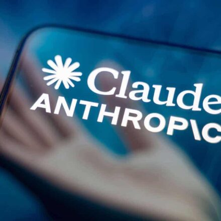 Anthropic apresenta Claude Opus 5.5, novo modelo que mira programação, uso de computador e trabalhos complexos