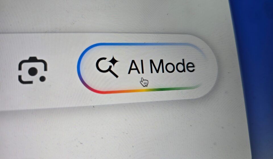 Google leva anúncios do Modo IA a novos países; Brasil está na lista