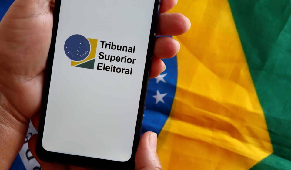 Quatro apps da Justiça Eleitoral ajudam antes e depois do voto