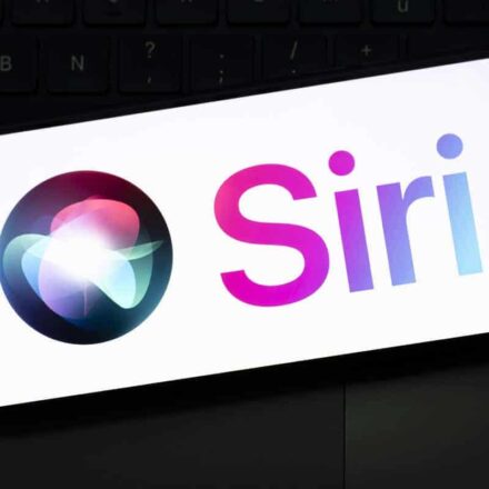Siri AI ganha versão em português no iOS 27.2 com novos recursos